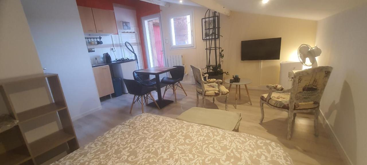 Chez Franck Otel Saint-Martin-de-Valgalgues Dış mekan fotoğraf